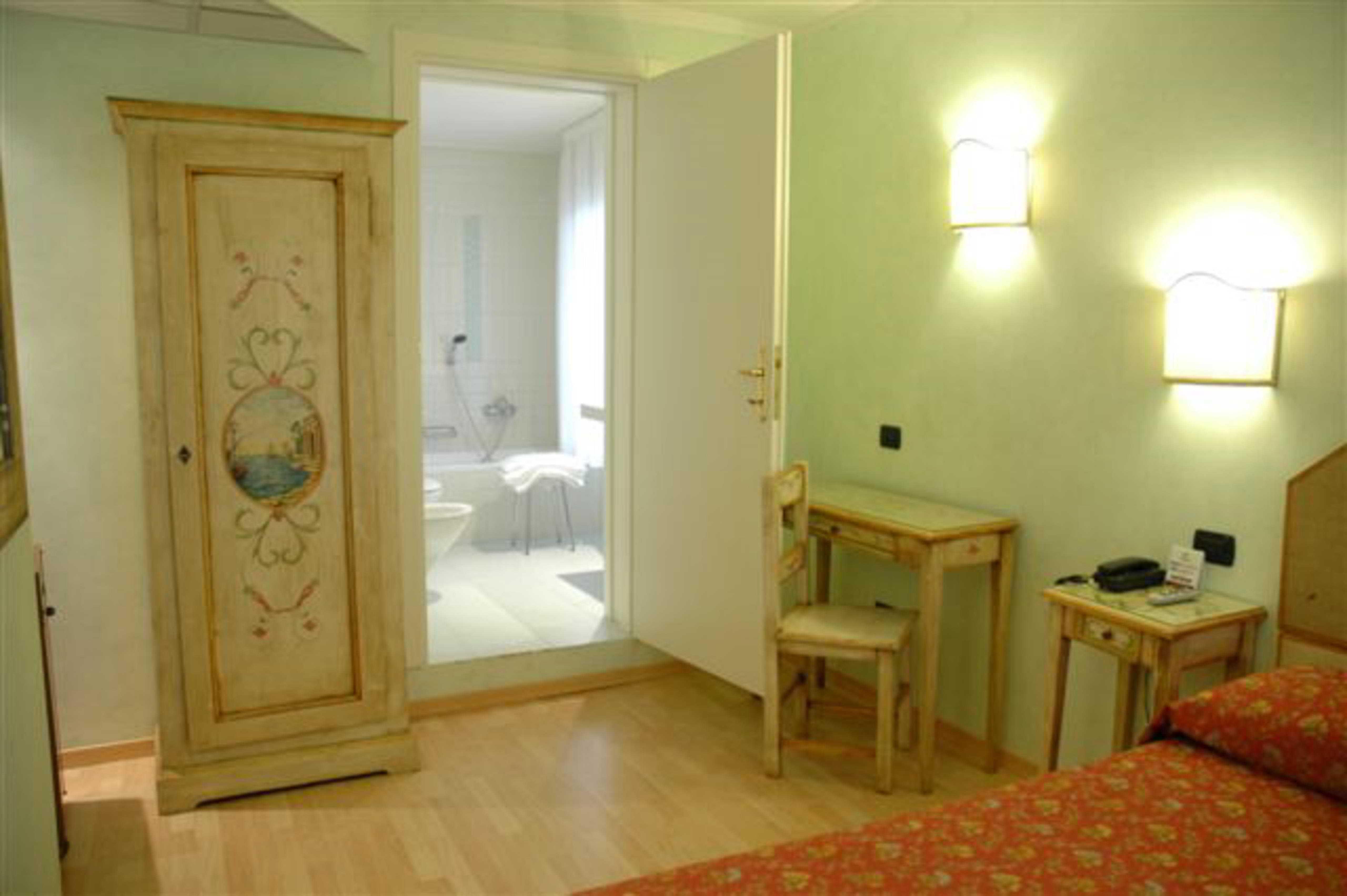 Hotel Ariston Μέστρε Εξωτερικό φωτογραφία
