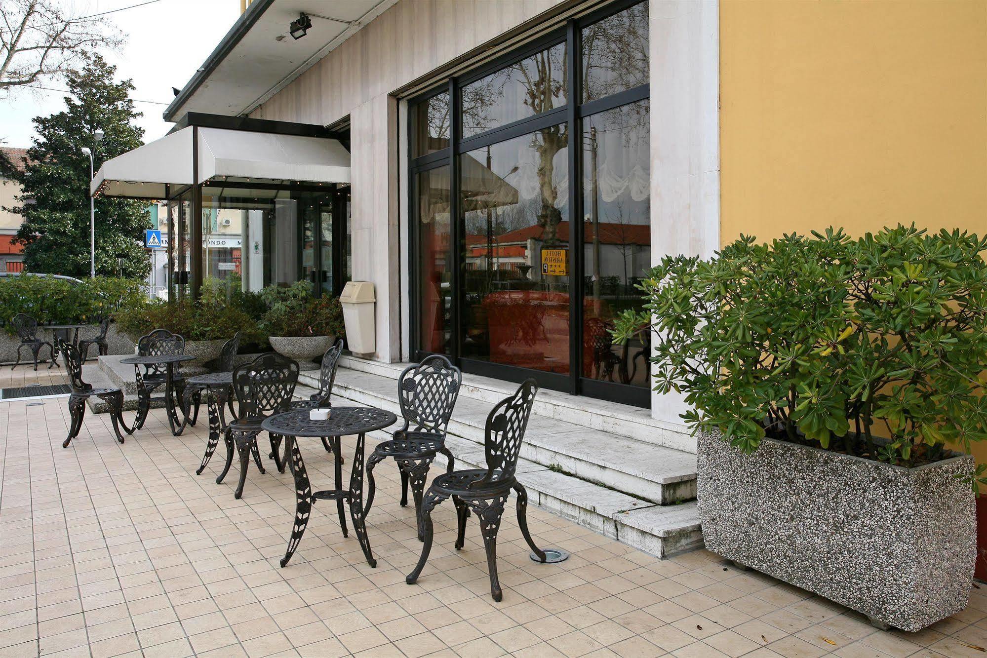 Hotel Ariston Μέστρε Εστιατόριο φωτογραφία