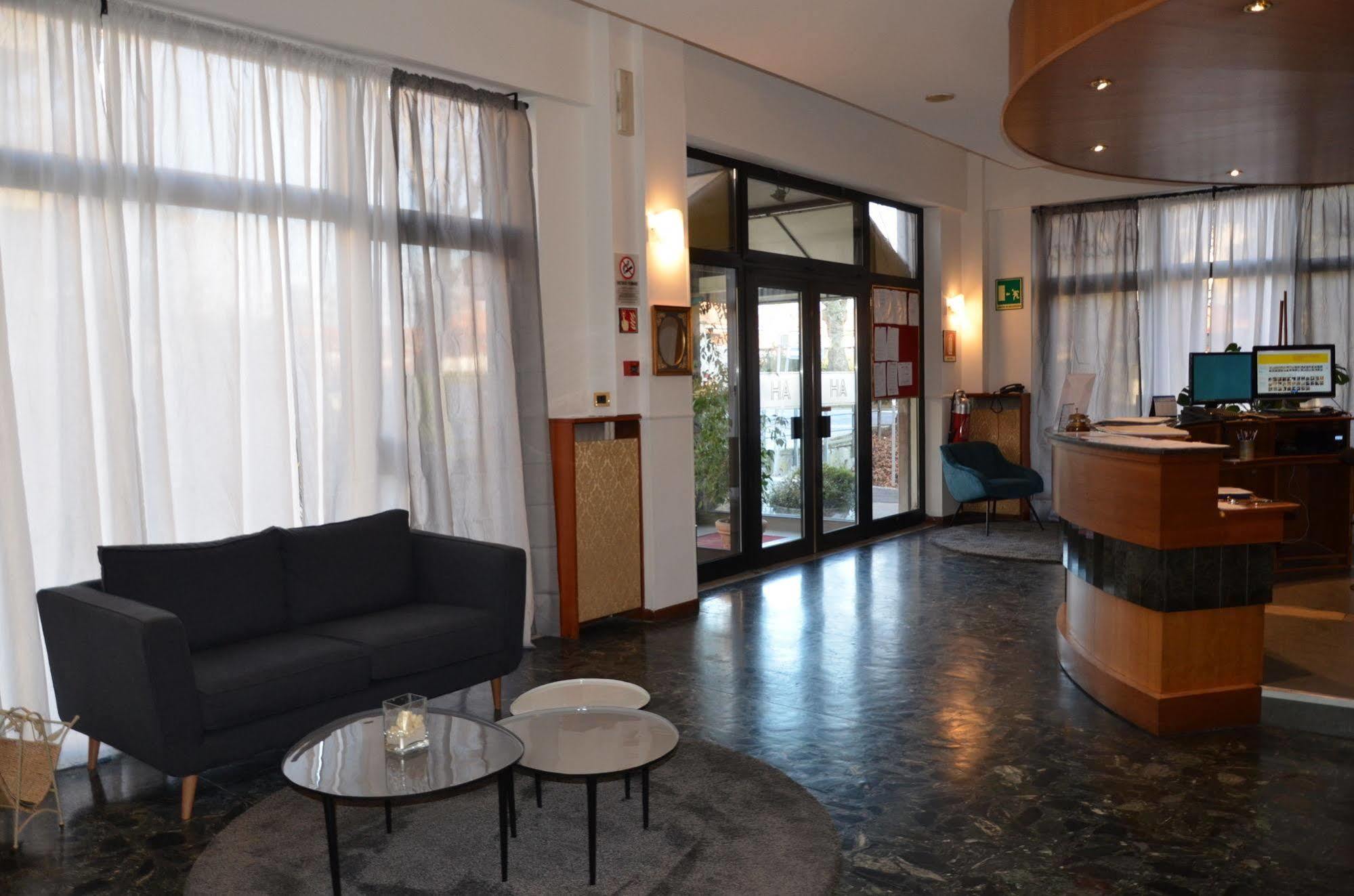Hotel Ariston Μέστρε Εξωτερικό φωτογραφία