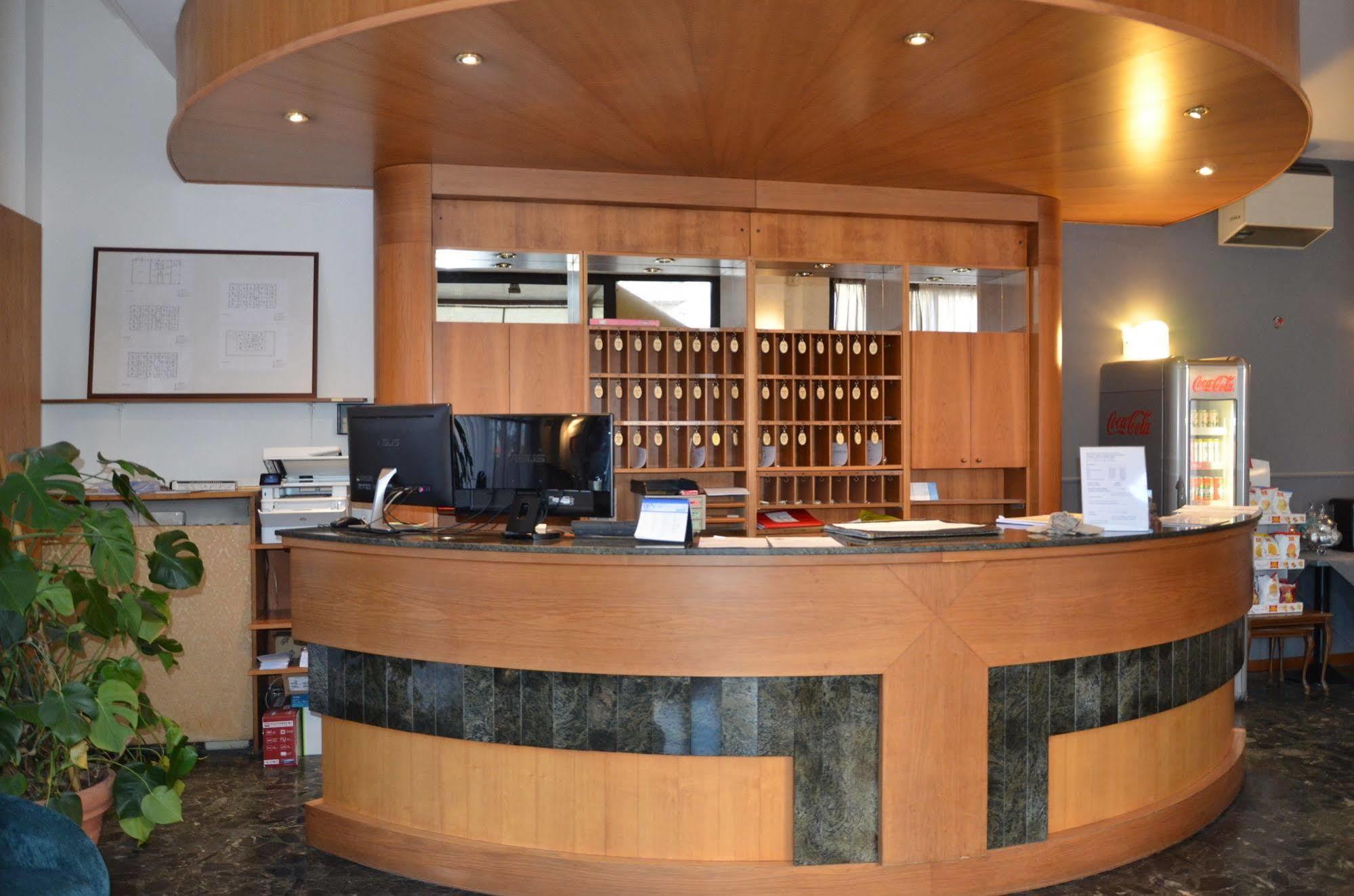 Hotel Ariston Μέστρε Εξωτερικό φωτογραφία